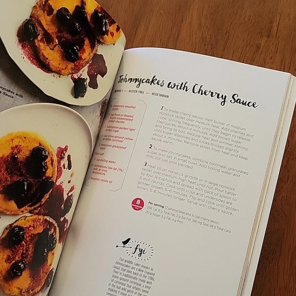 ● NWOT: Weight Watchers Fresh & Easy Cookbook